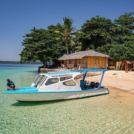 奥荣酒店 Siladen Island 外观 照片